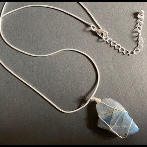 Handcrafted Labradorite Necklace